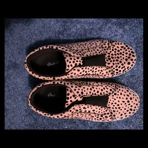 Cheetah slide shoes